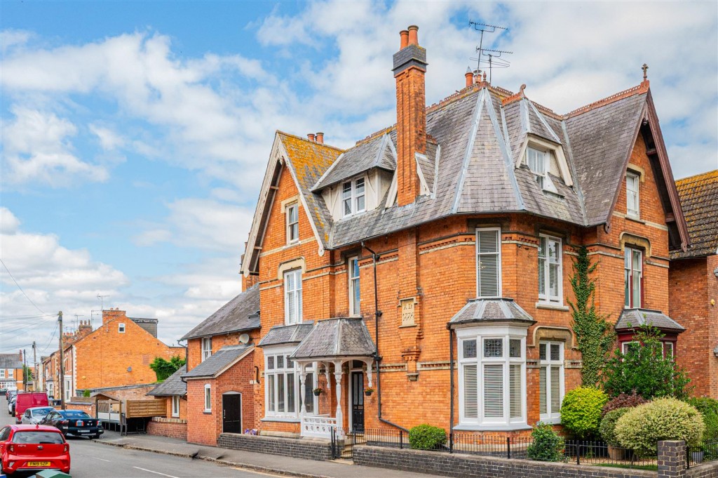 Images for Northampton Road, Market Harborough EAID:oscarjamesapi BID:5