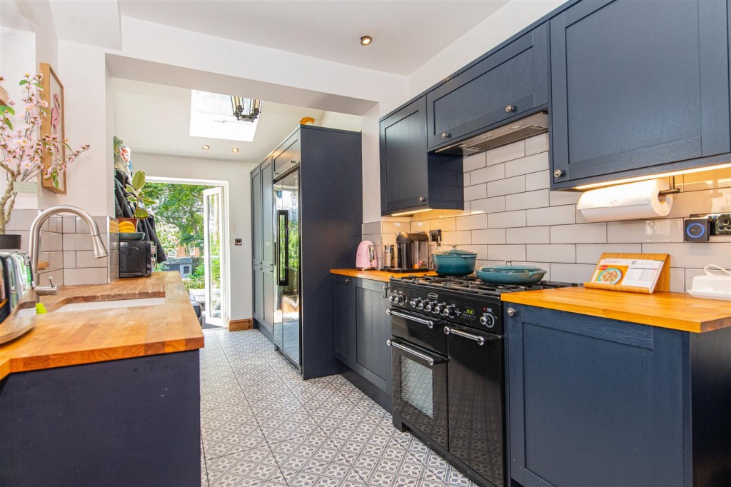 Images for Hawthorn Road, Kettering EAID:oscarjamesapi BID:2