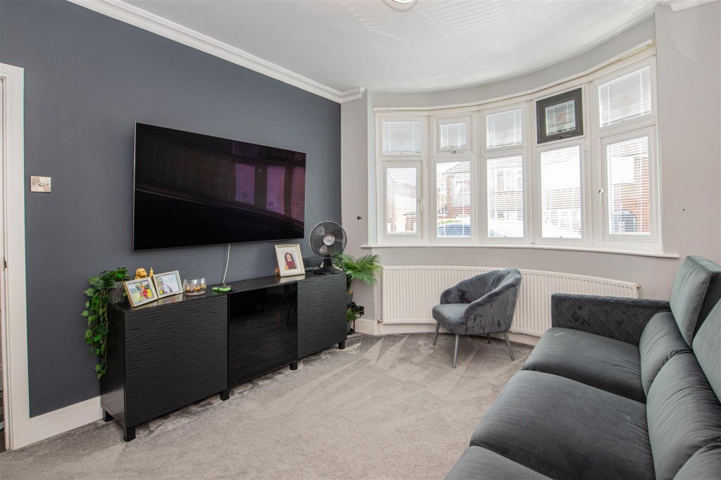 Images for First Avenue, Wellingborough EAID:oscarjamesapi BID:6