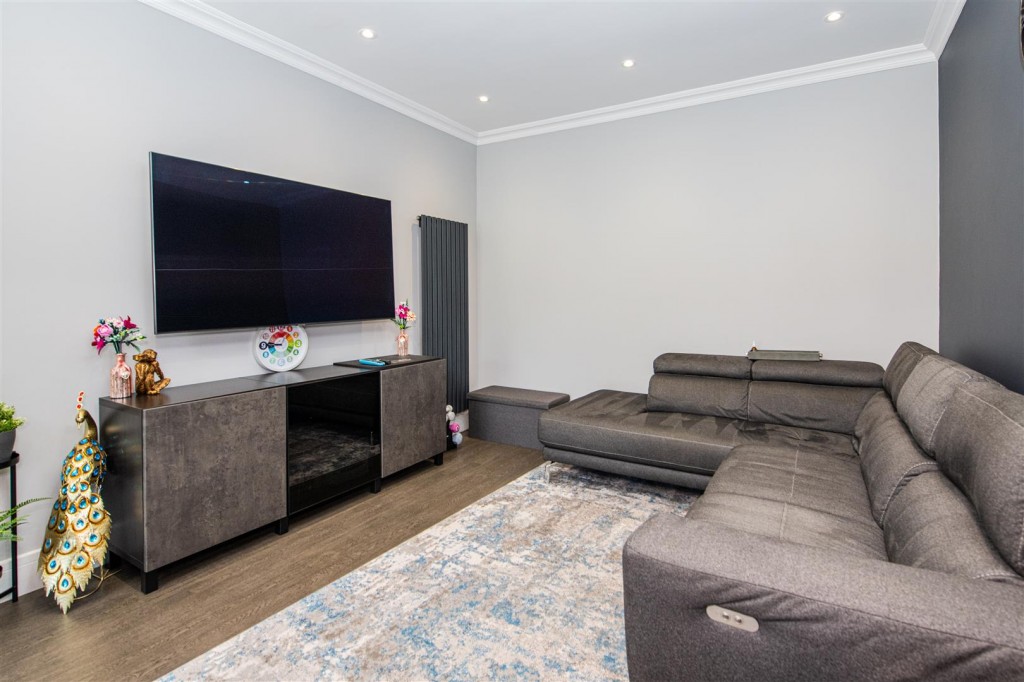 Images for First Avenue, Wellingborough EAID:oscarjamesapi BID:6