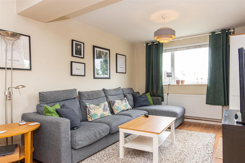 Images for Grosvenor Road, Barton Seagrave, Kettering EAID:oscarjamesapi BID:2