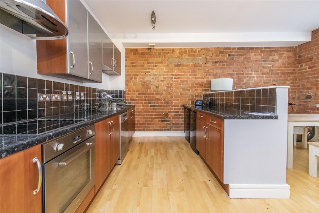 Images for Duke Street, Northampton EAID:oscarjamesapi BID:2