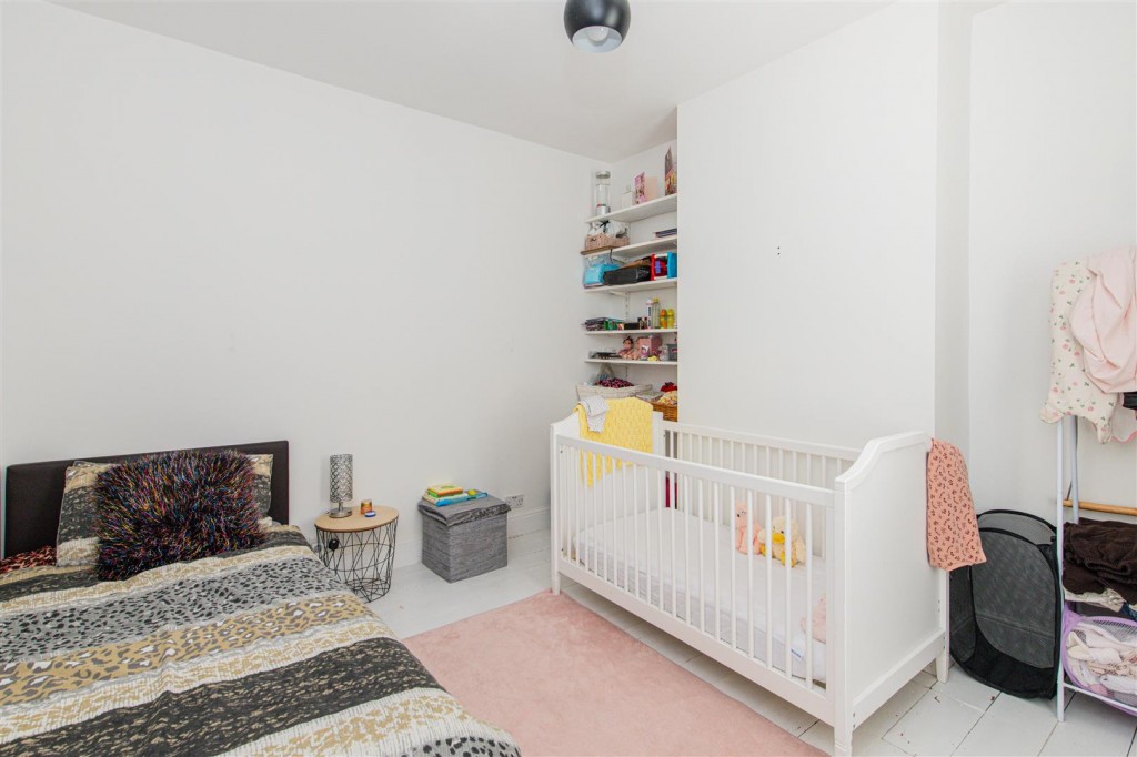 Images for Irchester Road, Rushden EAID:oscarjamesapi BID:8