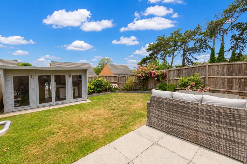Images for Cherwell Drive EAID:oscarjamesapi BID:2