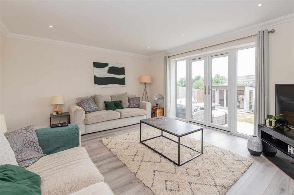 Images for Cherwell Drive EAID:oscarjamesapi BID:2