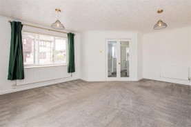 Images for Kenilworth Drive, Kettering