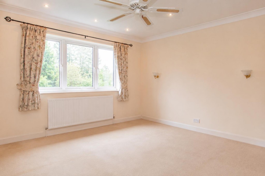 Images for Rockingham Road, Kettering EAID:oscarjamesapi BID:2