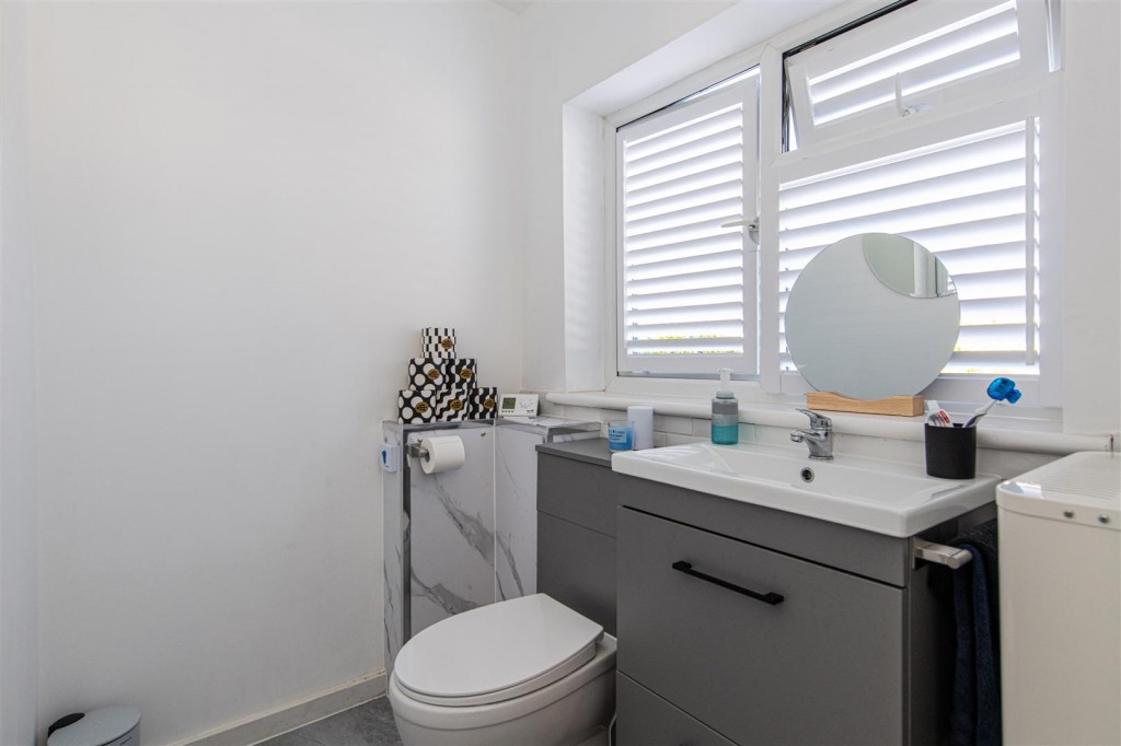 Images for Bridle Road, Burton Latimer EAID:oscarjamesapi BID:3