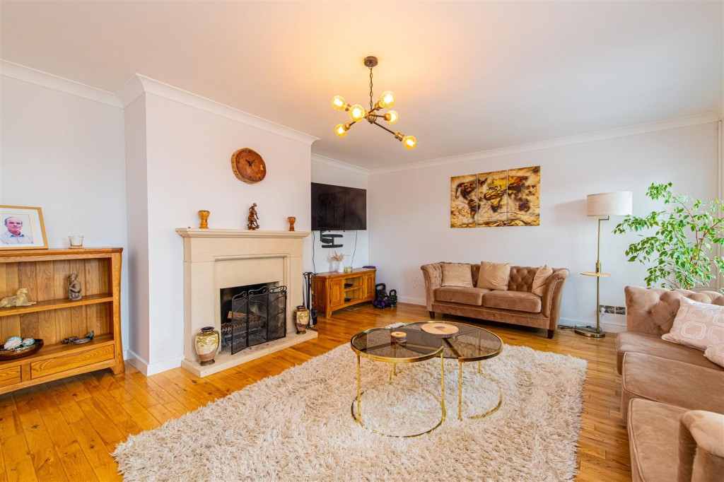 Images for Gipsy Lane, Kettering EAID:oscarjamesapi BID:2