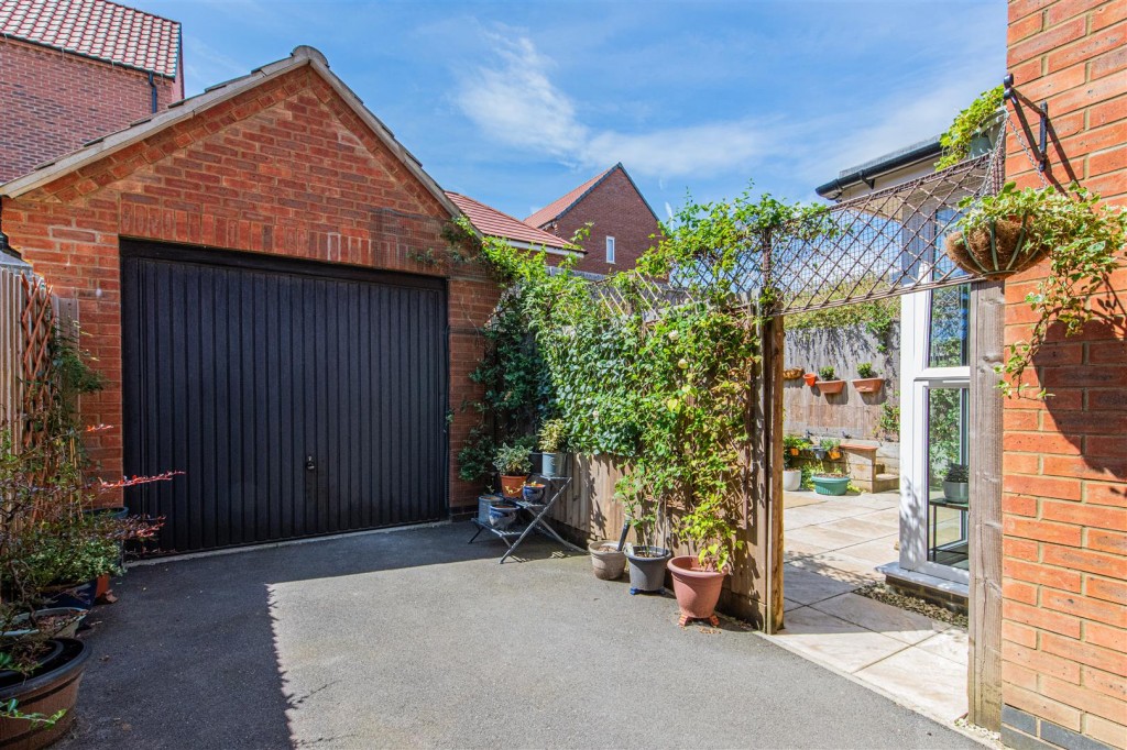 Images for Harvest Road, Market Harborough EAID:oscarjamesapi BID:5