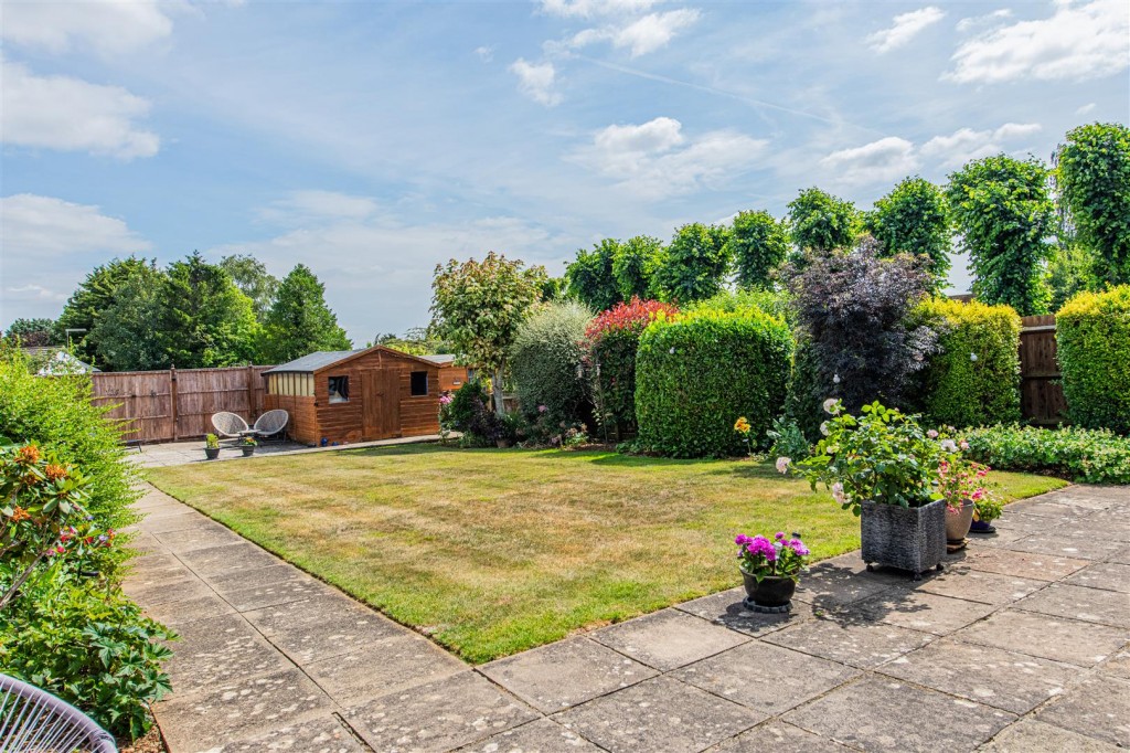 Images for Westhill Drive, Kettering EAID:oscarjamesapi BID:2