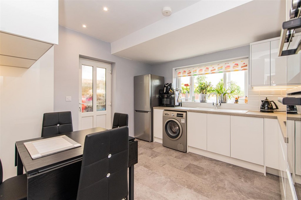 Images for Westhill Drive, Kettering EAID:oscarjamesapi BID:2