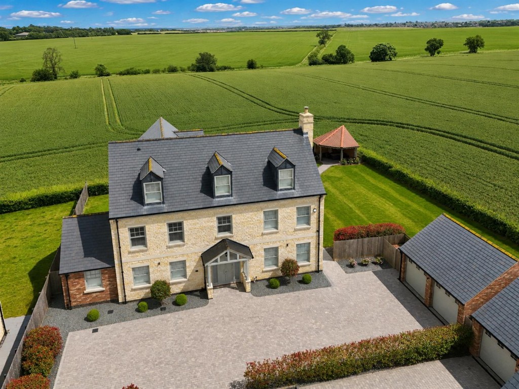 Images for Coles Close, Little Harrowden, Wellingborough EAID:oscarjamesapi BID:3