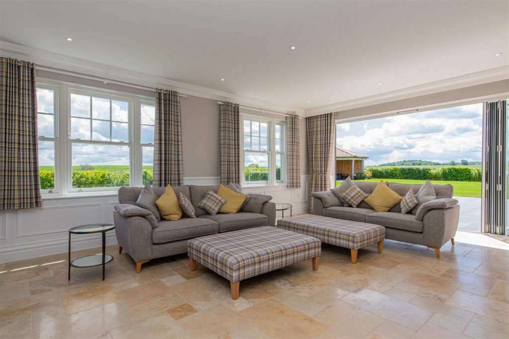 Images for Coles Close, Little Harrowden, Wellingborough EAID:oscarjamesapi BID:3