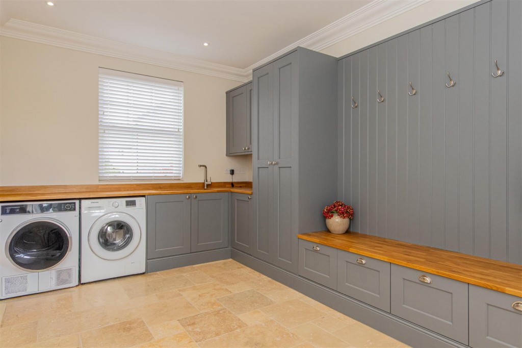 Images for Coles Close, Little Harrowden, Wellingborough EAID:oscarjamesapi BID:3