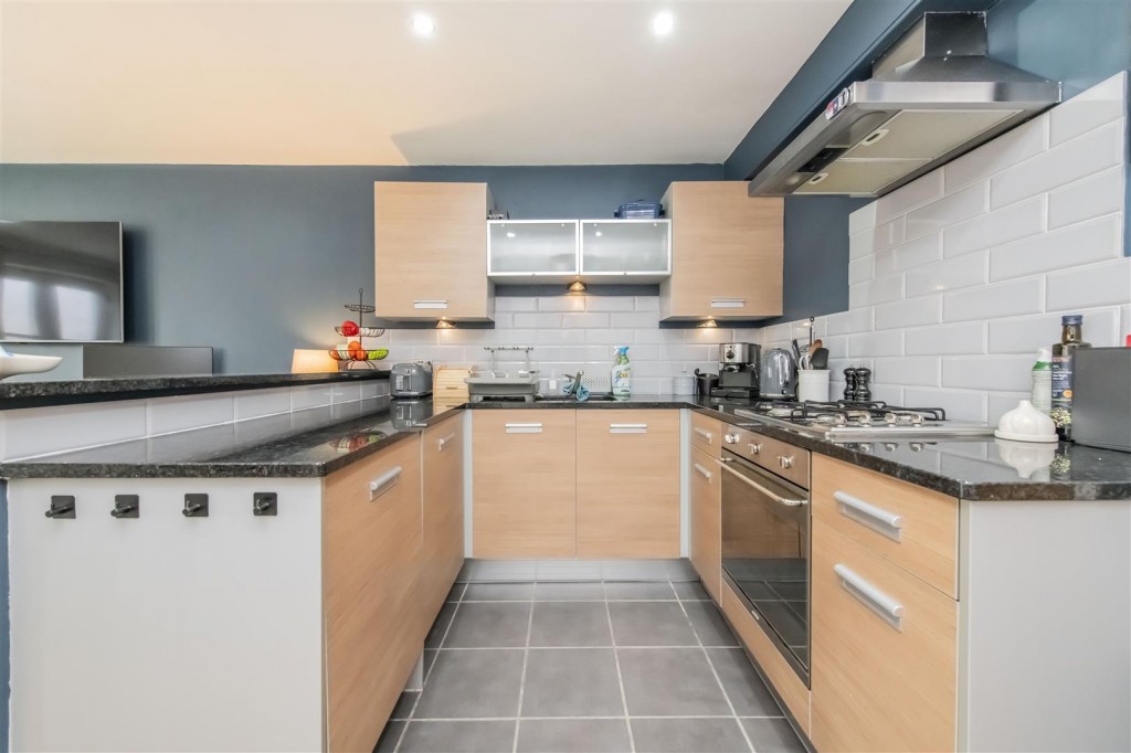Images for Roe Road, Northampton EAID:oscarjamesapi BID:2
