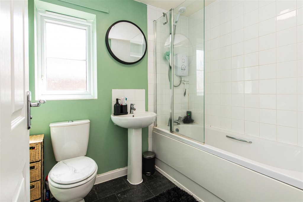 Images for Peveril Street, Barton Seagrave, Kettering EAID:oscarjamesapi BID:2