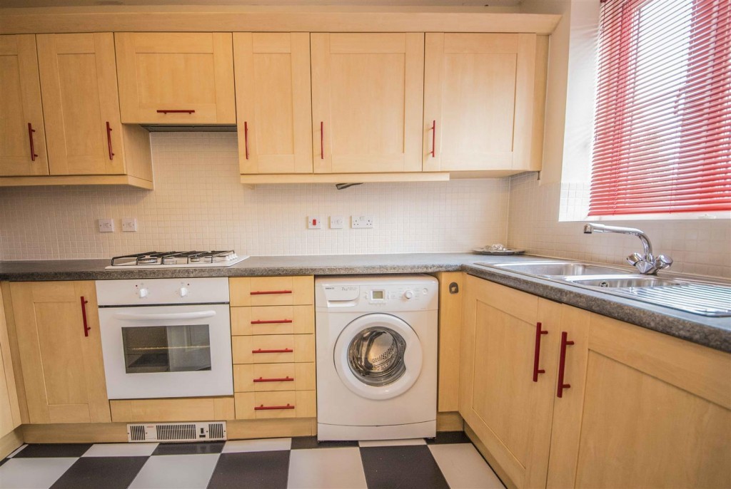 Images for Coles Close, Burton Latimer, Kettering EAID:oscarjamesapi BID:2