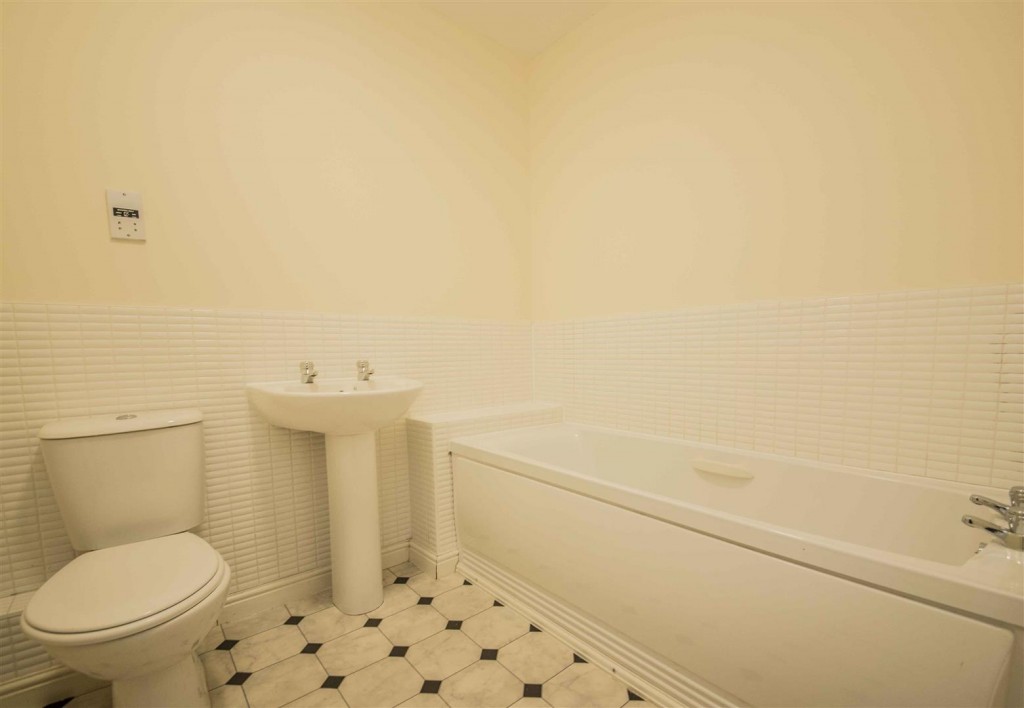 Images for Coles Close, Burton Latimer, Kettering EAID:oscarjamesapi BID:2