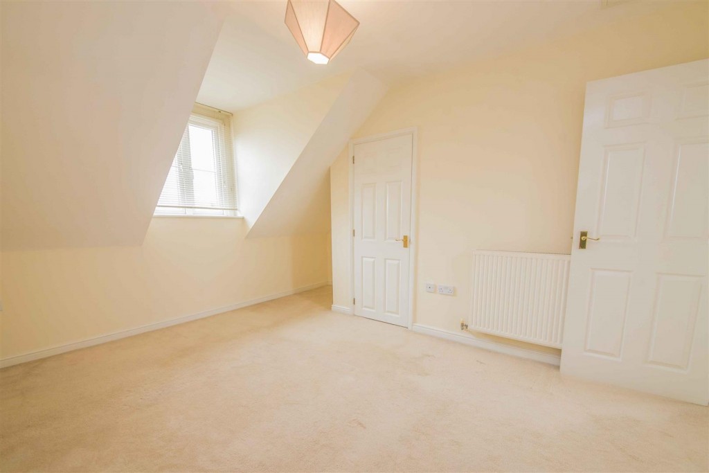 Images for Coles Close, Burton Latimer, Kettering EAID:oscarjamesapi BID:2