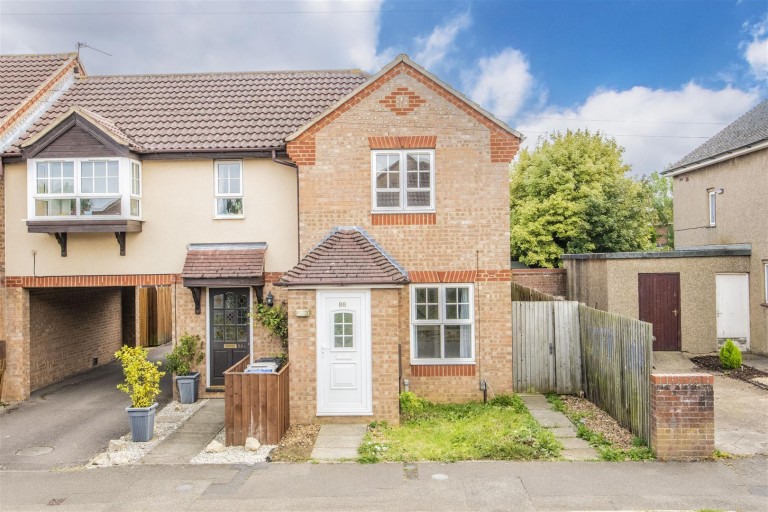 Almond Road, Kettering - EAID:oscarjamesapi, BID:2