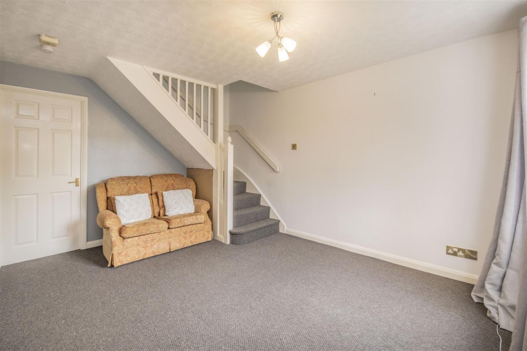 Images for Almond Road, Kettering EAID:oscarjamesapi BID:2