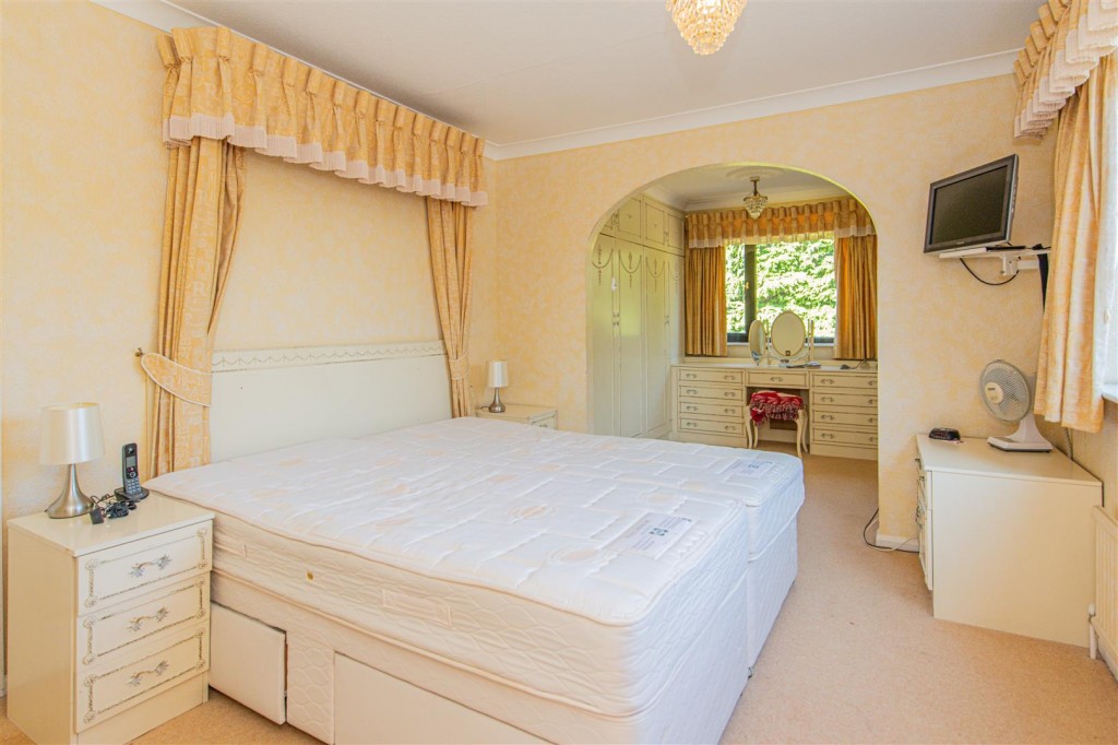 Images for Manor Close, Great Harrowden EAID:oscarjamesapi BID:3