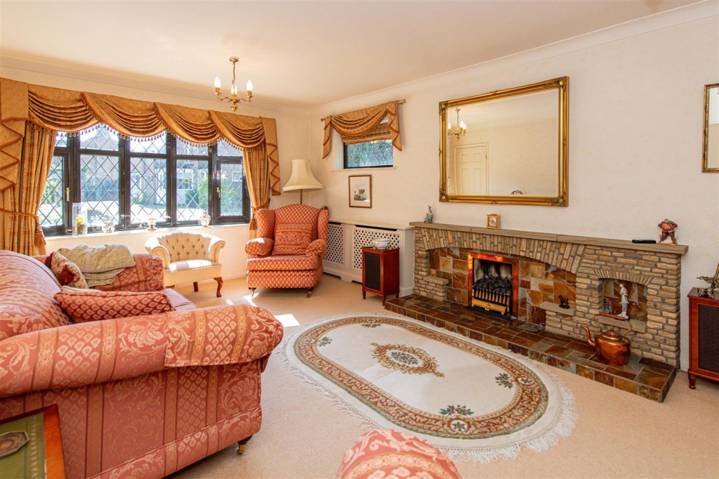 Images for Manor Close, Great Harrowden EAID:oscarjamesapi BID:3