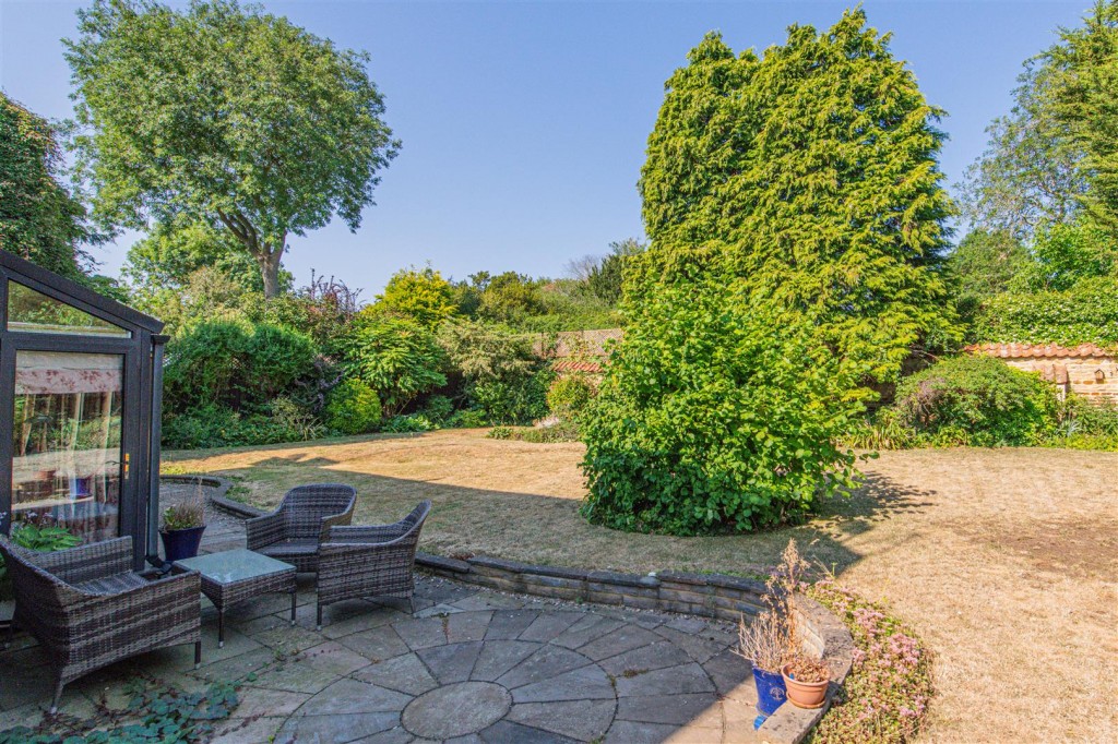 Images for Manor Close, Great Harrowden EAID:oscarjamesapi BID:3