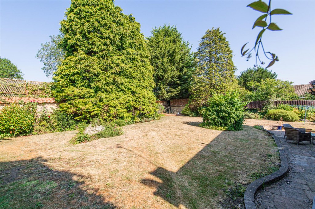 Images for Manor Close, Great Harrowden EAID:oscarjamesapi BID:3
