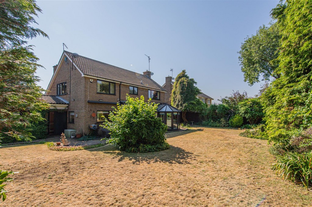 Images for Manor Close, Great Harrowden EAID:oscarjamesapi BID:3