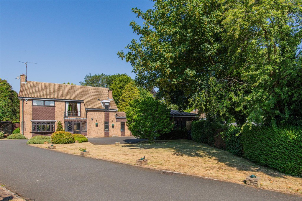 Images for Manor Close, Great Harrowden EAID:oscarjamesapi BID:3