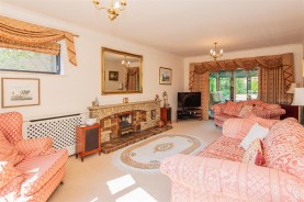 Images for Manor Close, Great Harrowden
