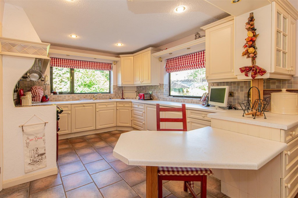 Images for Manor Close, Great Harrowden EAID:oscarjamesapi BID:3