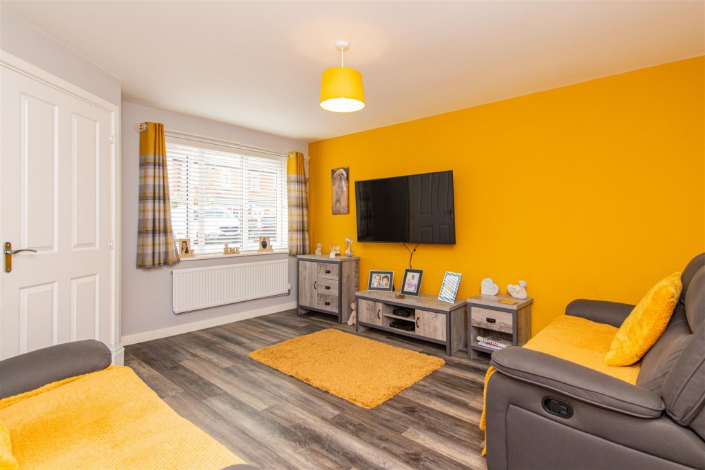 Images for Speight Crescent, Barton Seagrave EAID:oscarjamesapi BID:3
