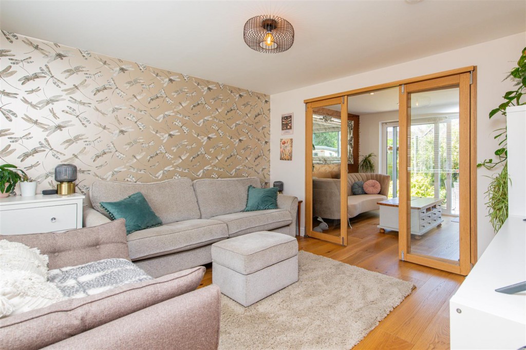 Images for Blake Court, Barton Seagrave EAID:oscarjamesapi BID:2