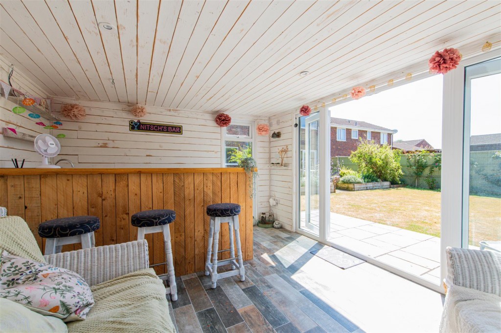 Images for Blake Court, Barton Seagrave EAID:oscarjamesapi BID:2