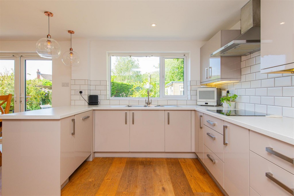 Images for Blake Court, Barton Seagrave EAID:oscarjamesapi BID:2
