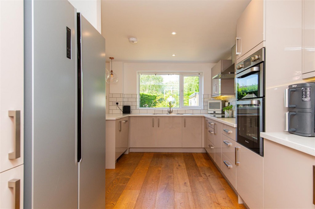 Images for Blake Court, Barton Seagrave EAID:oscarjamesapi BID:2