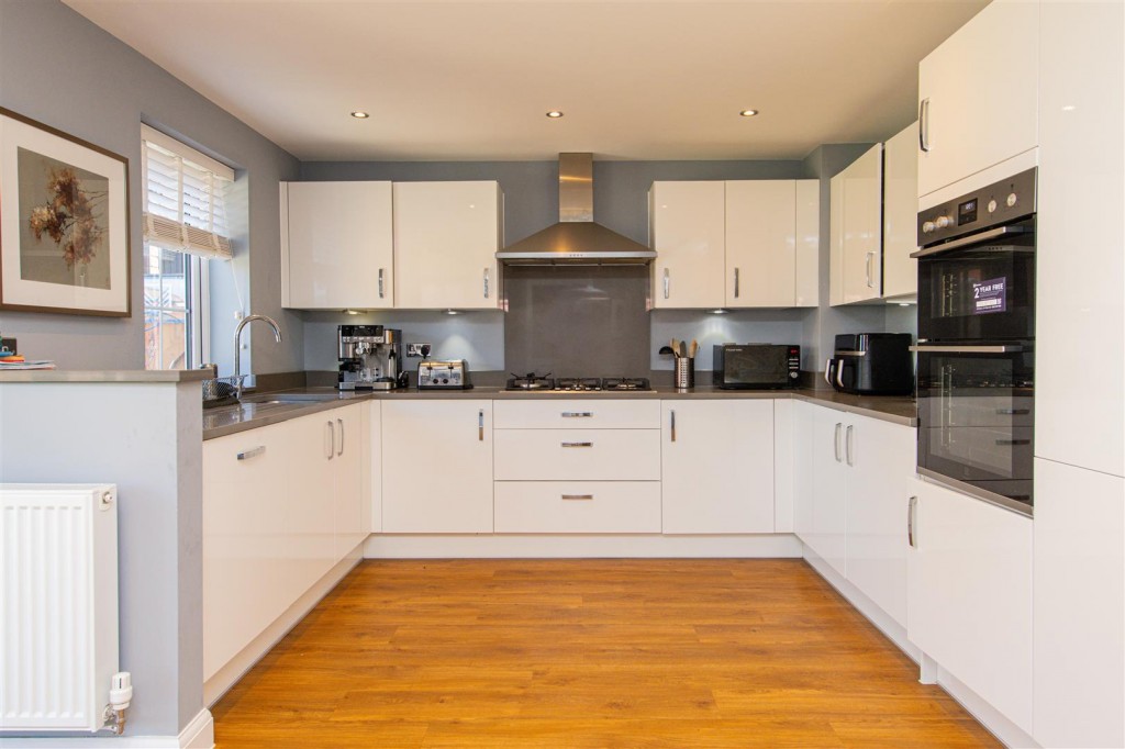 Images for Blisworth Road, Barton Seagrave, Kettering EAID:oscarjamesapi BID:2