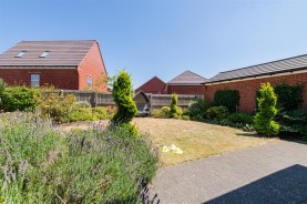 Images for Blisworth Road, Barton Seagrave, Kettering