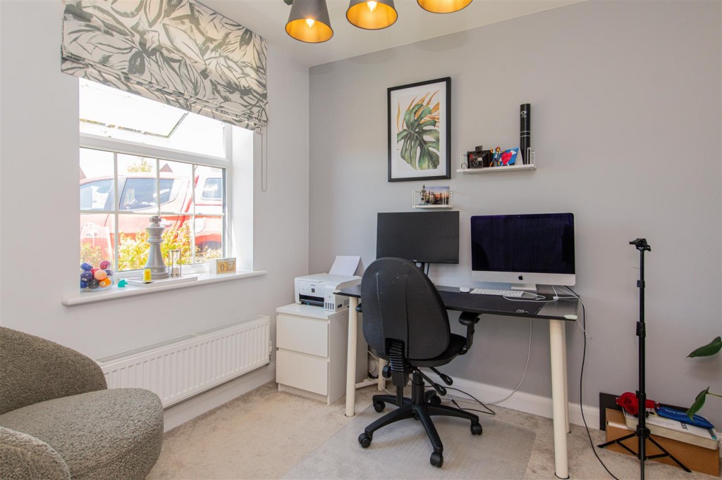 Images for Blisworth Road, Barton Seagrave, Kettering EAID:oscarjamesapi BID:2