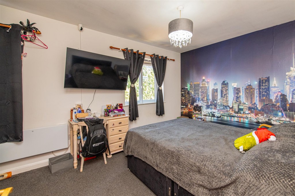Images for Gainsborough Court, Corby EAID:oscarjamesapi BID:4