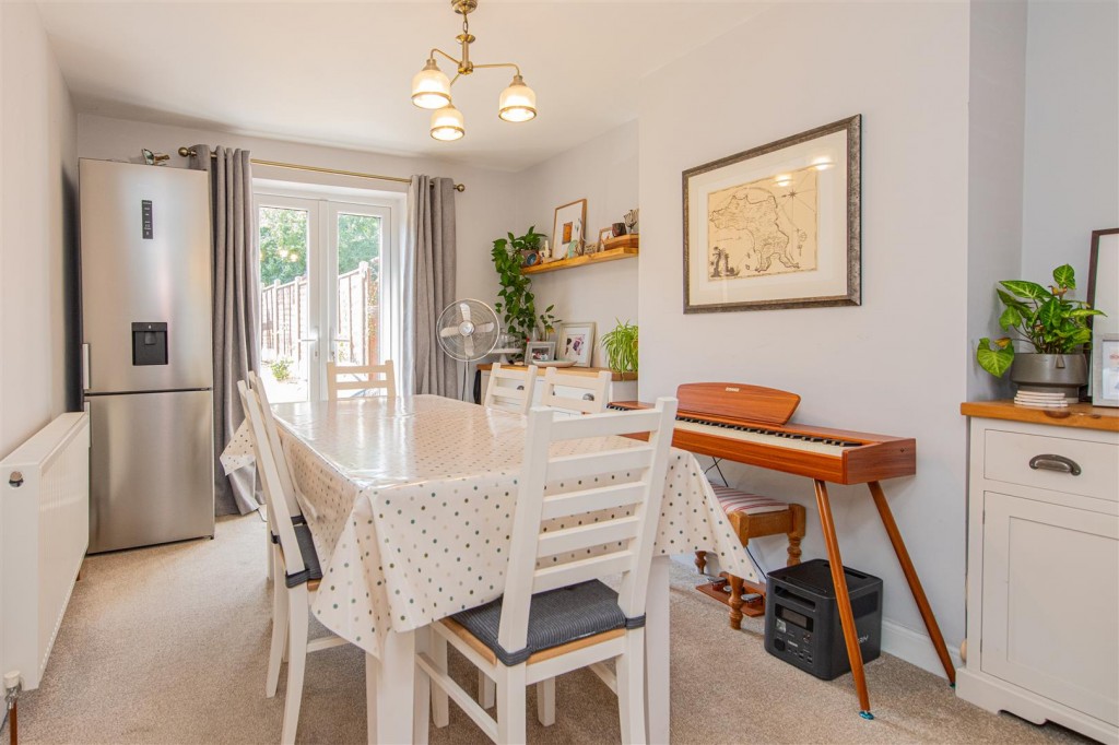 Images for Eastfield Road, Wellingborough EAID:oscarjamesapi BID:6