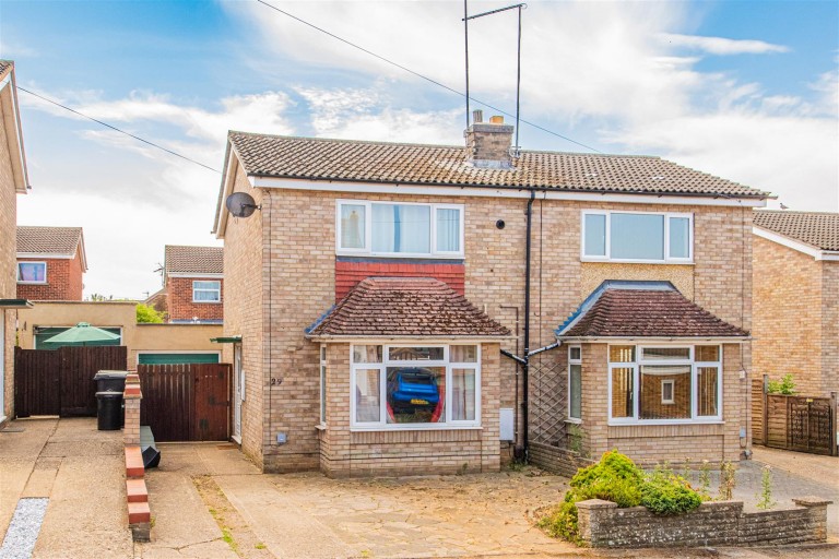 Meadow Walk, Higham Ferrers, Rushden - EAID:oscarjamesapi, BID:2