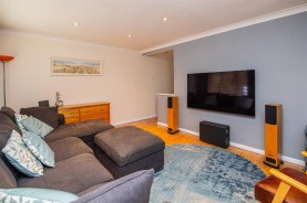 Images for The Avenue, Cliftonville, Northampton