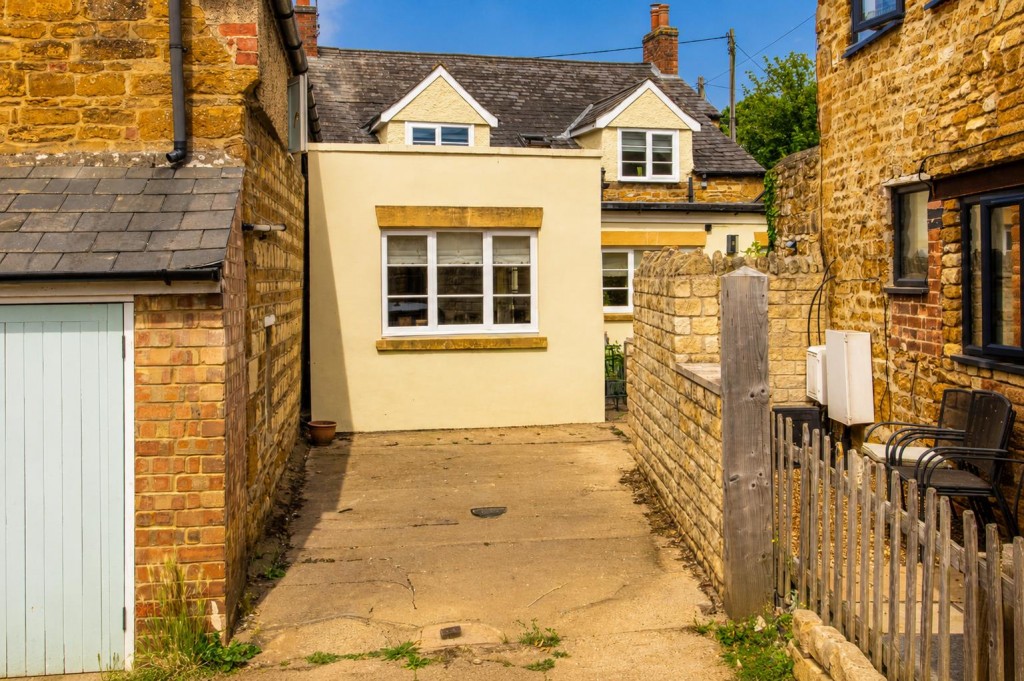 Images for School Lane, Wilbarston, Market Harborough EAID:oscarjamesapi BID:5