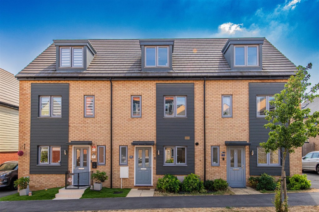 Images for Larimar Road, Wellingborough EAID:oscarjamesapi BID:6