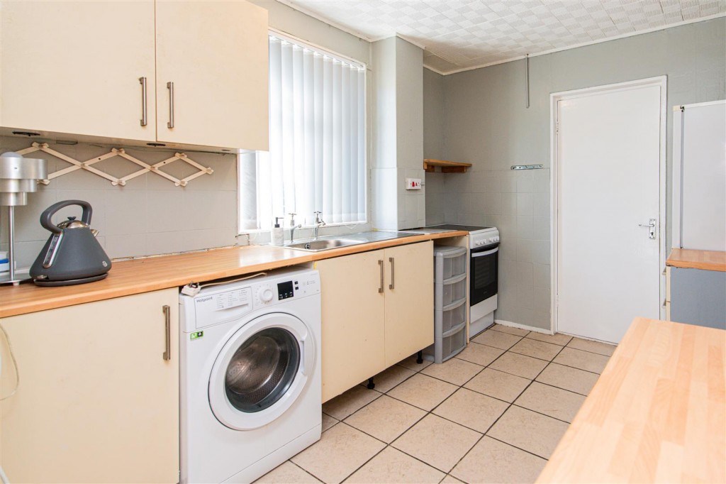 Images for Ribblesdale Avenue, Corby EAID:oscarjamesapi BID:4