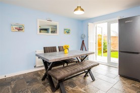Images for Barnwell Gardens, Priors Hall, Corby